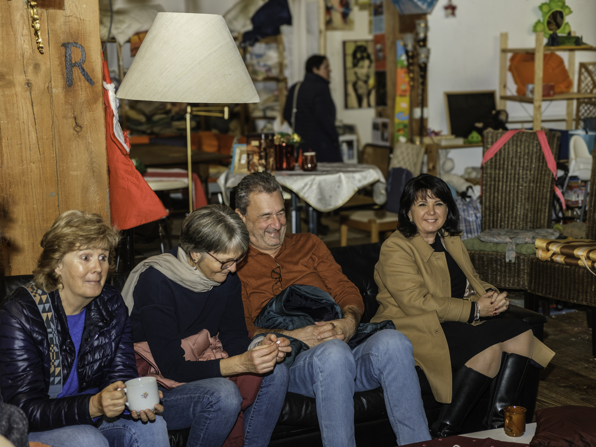 Die Zuschauer haben Spaß beim Krimidinner (Foto: Klaus Lüders)